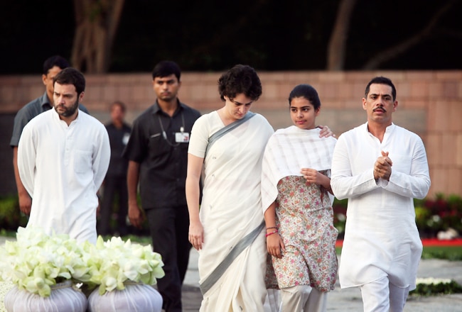 तस्‍वीरों में देखें राजीव गांधी का जीवन | राजीव... एक यात्रा