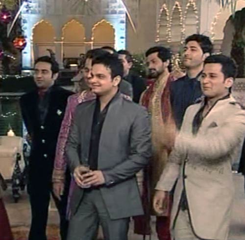 रतन राजपूत के 16 दीवाने । फोटो: कैसे चुना राखी ने ईलेश को