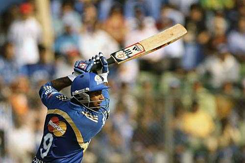 पंजाब को हरा मुंबई टॉप पर...