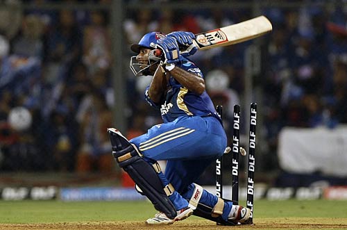 मुंबई ने तोड़ा दिल्‍ली का दिल