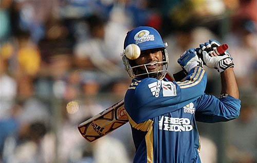 पंजाब को हरा मुंबई टॉप पर...