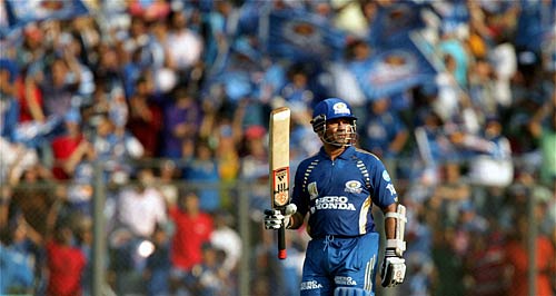 पंजाब को हरा मुंबई टॉप पर...