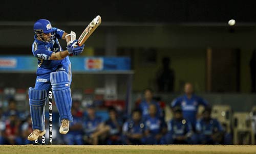 गेल के आगे मुंबई भी फेल