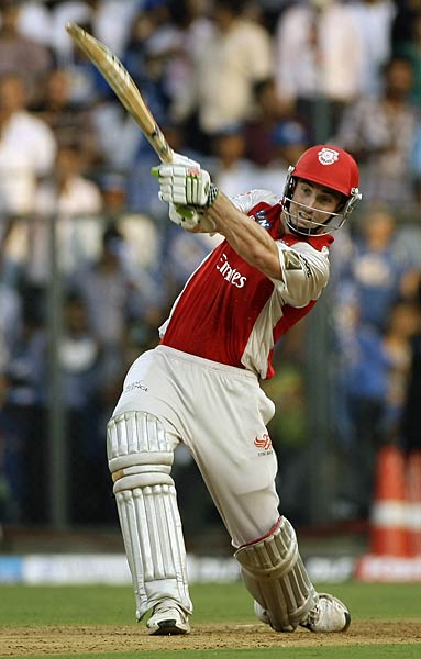 पंजाब को हरा मुंबई टॉप पर...