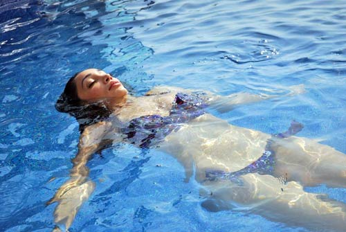 हॉट गर्ल सोफिया हयात को 'हैप्‍पी बर्थडे' | हॉट सनी लियोन