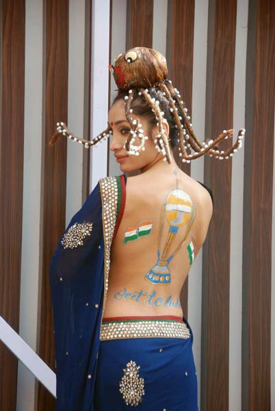 हॉट गर्ल सोफिया हयात को 'हैप्‍पी बर्थडे' | हॉट सनी लियोन