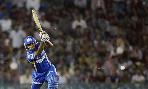 पंजाब से बुरी तरह हारी मुंबई