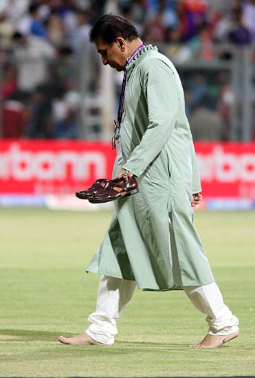 मुंबई ने कोलकाता को दिखाया बाहर का रास्‍ता