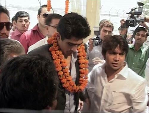 Happy B'day विजेंदर सिंह  | कौन हैं जीवनसंगिनी