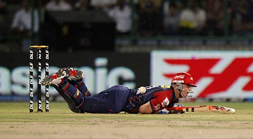 दिल्‍ली को मिली कोच्चि से मात...