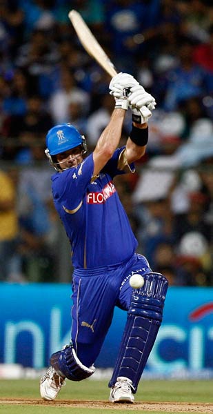 वाटसन के तूफान में उड़ा मुंबई