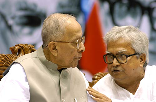 प. बंगाल में पसोपेश में वाममोर्चा