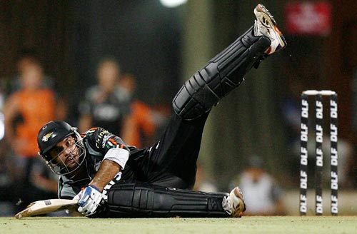 मुंबई ने पुणे को 21 रनों से हराया