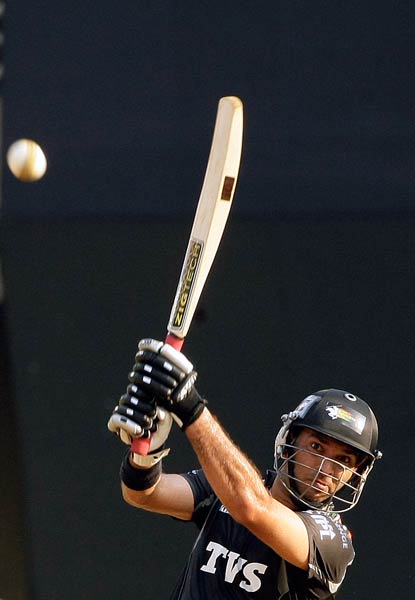 ट्वेंटी-20 के चौथे सीजन में जिनके बल्ले ने उगले रन