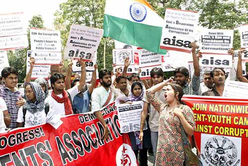 क्‍या हुआ अन्‍ना के अनशन में? । क्‍यों किया अन्‍ना ने अनशन?