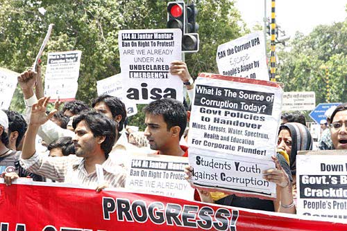 क्‍या हुआ अन्‍ना के अनशन में? । क्‍यों किया अन्‍ना ने अनशन?