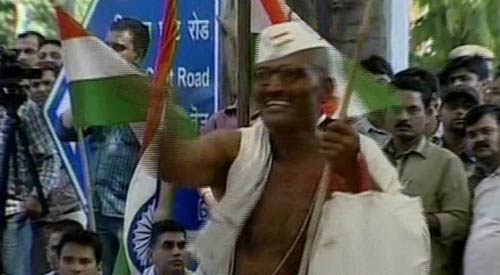 क्‍या हुआ अन्‍ना के अनशन में? । क्‍यों किया अन्‍ना ने अनशन?