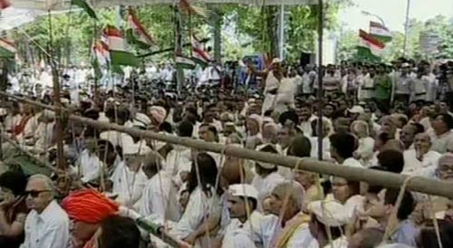 क्‍या हुआ अन्‍ना के अनशन में? । क्‍यों किया अन्‍ना ने अनशन?