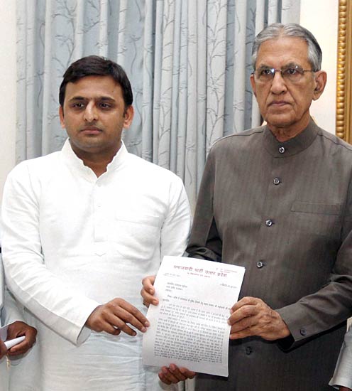 25 जून 2011: तस्‍वीरों में देखें दिनभर की बड़ी खबरें