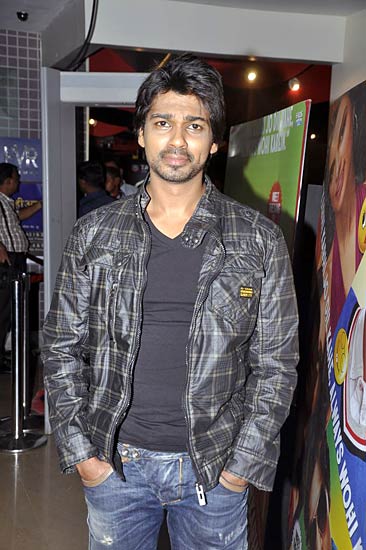 'ऑलवेज कभी-कभी' के प्रीमियर पर सितारे । सितारों की मस्‍ती