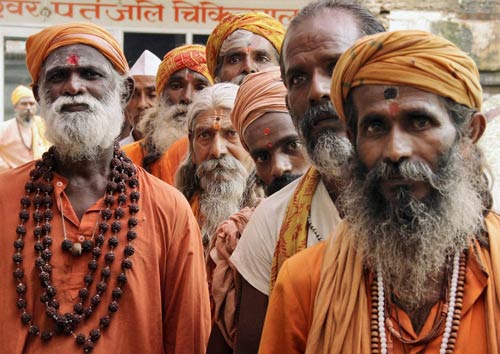 चलें श्री अमरनाथ की यात्रा पर...। पढ़ें किस रास्ते जायें यात्रा पर