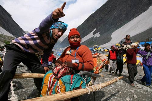 चलें श्री अमरनाथ की यात्रा पर...। पढ़ें किस रास्ते जायें यात्रा पर