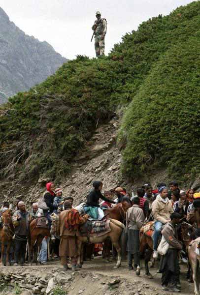 चलें श्री अमरनाथ की यात्रा पर...। पढ़ें किस रास्ते जायें यात्रा पर