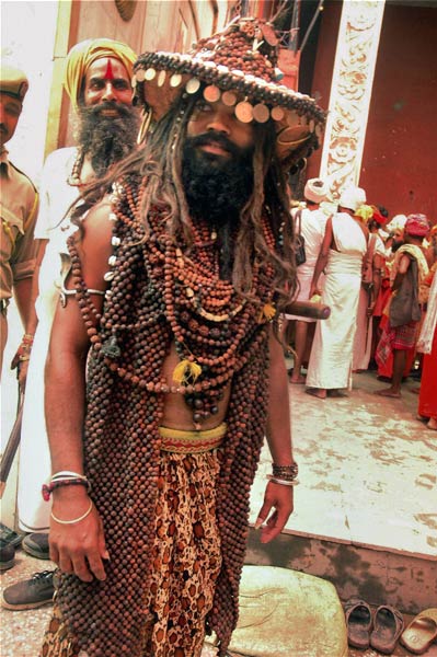 चलें श्री अमरनाथ की यात्रा पर...। पढ़ें किस रास्ते जायें यात्रा पर