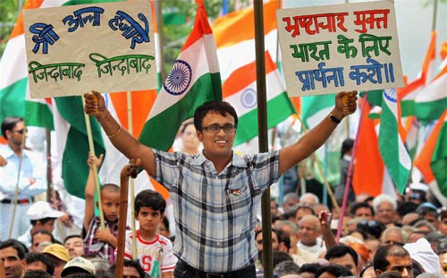 क्‍या हुआ अन्‍ना के अनशन में? । क्‍यों किया अन्‍ना ने अनशन?