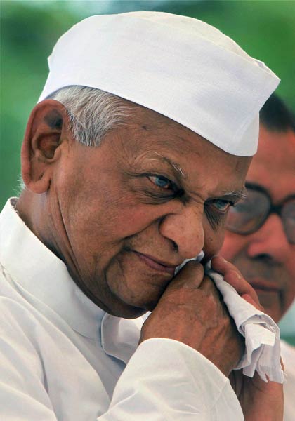 क्‍या हुआ अन्‍ना के अनशन में? । क्‍यों किया अन्‍ना ने अनशन?