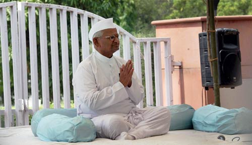 क्‍या हुआ अन्‍ना के अनशन में? । क्‍यों किया अन्‍ना ने अनशन?