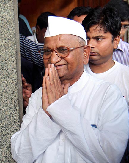 30 जून 2011: तस्‍वीरों में देखें दिनभर की बड़ी खबरें