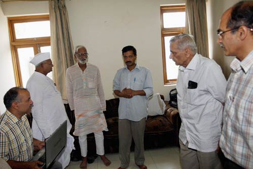 क्‍या हुआ अन्‍ना के अनशन में? । क्‍यों किया अन्‍ना ने अनशन?