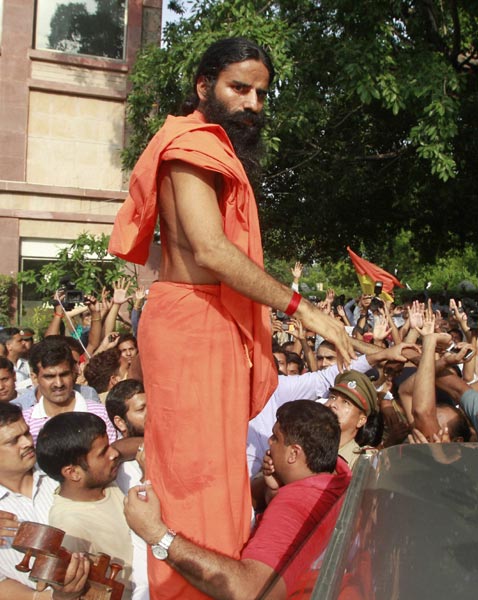 26 जून 2011: तस्‍वीरों में देखें दिनभर की बड़ी खबरें