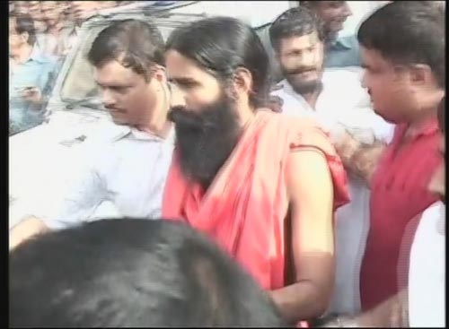 देखें रामदेव ने प्रेस कॉन्‍फ्रेंस में क्‍या कहा...। टूटा अनशन