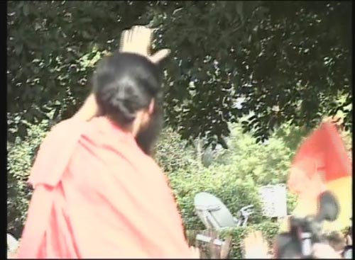 देखें रामदेव ने प्रेस कॉन्‍फ्रेंस में क्‍या कहा...। टूटा अनशन