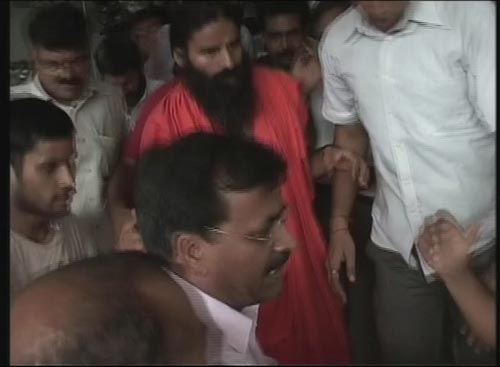 देखें रामदेव ने प्रेस कॉन्‍फ्रेंस में क्‍या कहा...। टूटा अनशन