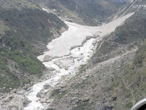 स्‍वर्ग के द्वार खोलते बद्रीनाथ-केदारनाथ | देखें दार्जीलिंग