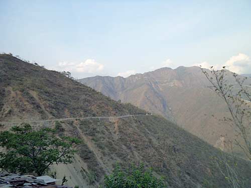 स्‍वर्ग के द्वार खोलते बद्रीनाथ-केदारनाथ | देखें दार्जीलिंग