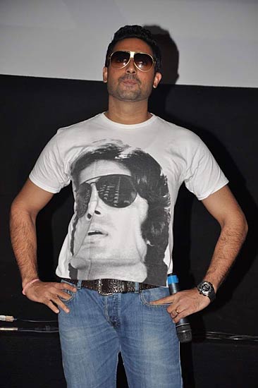 अमिताभ बने आइटम ब्वॉय...| अमिताभ संग शाहरुख