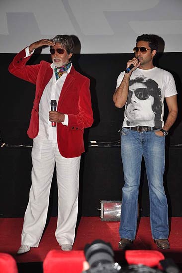 अमिताभ बने आइटम ब्वॉय...| अमिताभ संग शाहरुख