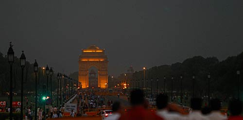 18 जून 2011: तस्‍वीरों में देखें दिनभर की बड़ी खबरें