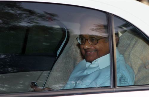 2 जून 2011: तस्‍वीरों में देखें दिनभर की बड़ी खबरें