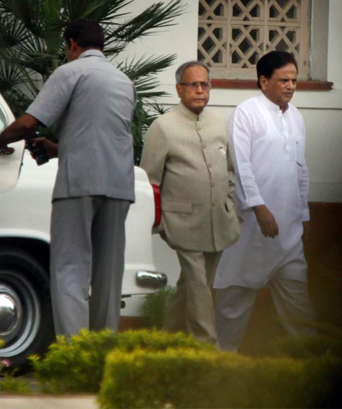 2 जून 2011: तस्‍वीरों में देखें दिनभर की बड़ी खबरें