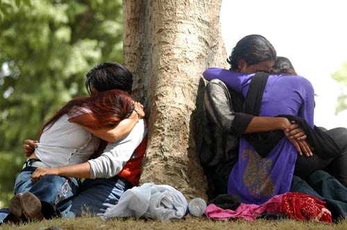 बनिए वफादार, न कि 'बेवफा सनम'...