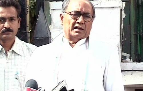 देखिए बाबा ने कैसे तोड़ा अनशन... । सत्याग्रह का दमन