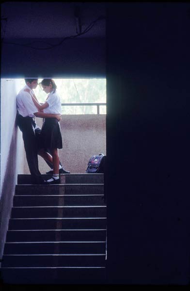 बनिए वफादार, न कि 'बेवफा सनम'...