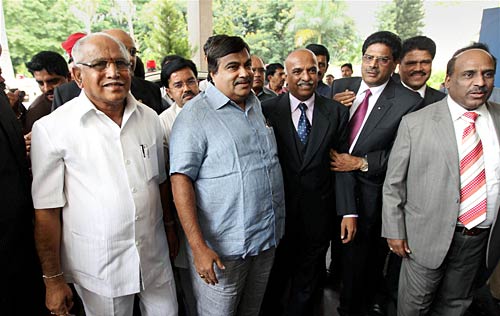 24 जून 2011: तस्‍वीरों में देखें दिनभर की बड़ी खबरें