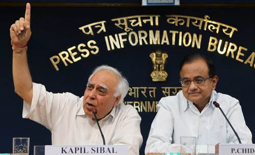 16 जून 2011: तस्‍वीरों में देखें दिनभर की बड़ी खबरें