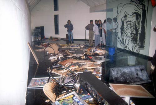 नहीं रहे चित्रकार एमएफ हुसैन...। भारत के 'पिकासो'